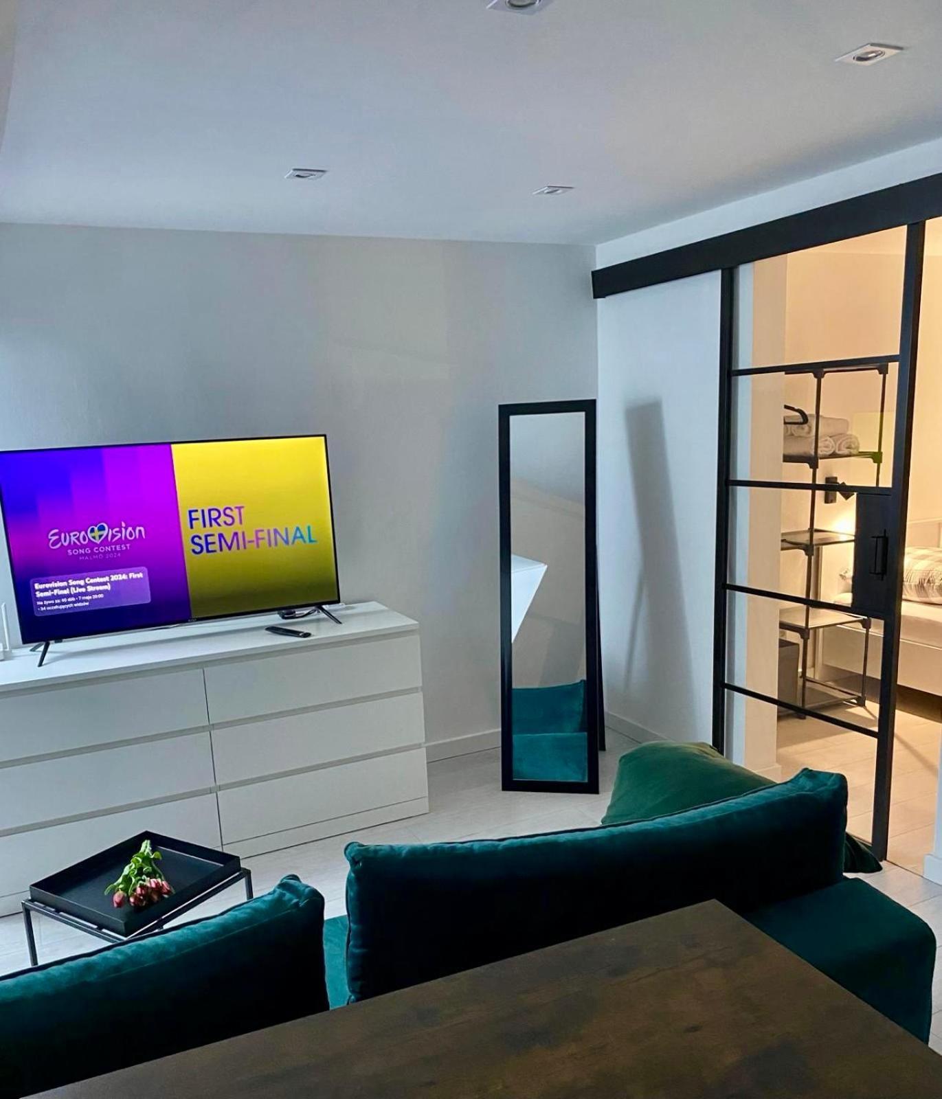 Apartament Michalowskiego W Poblizu Radiostacji Gliwice Esterno foto